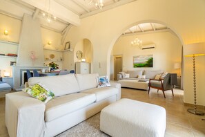 TV - Villa "Armonia" with Sea View, Pool & Wi-Fi (Corfu)