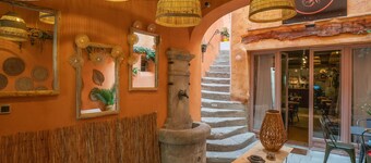 La Confidence in the heart of L'Isle sur la Sorgue