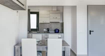 Apartment "Giuliano Superior" with Balcony & Wi-Fi