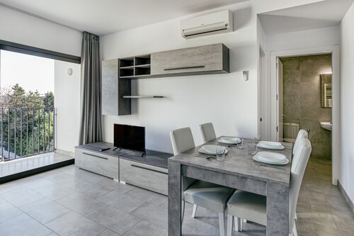 Apartment "Giuliano Superior" with Balcony & Wi-Fi
