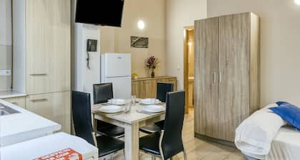 Apartment "Giuliano Empuria" with Wi-Fi