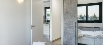 Apartment 'Giuliano Superior 3' with Balcony, Wi-Fi and Air Conditioning