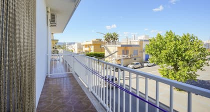 Appartement "Beach House, Torre Canne -Sebastian" avec vue sur mer et balcon
