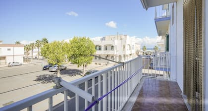 Apartment "Beach House, Torre Canne -Sebastian" with Sea View and Balcony