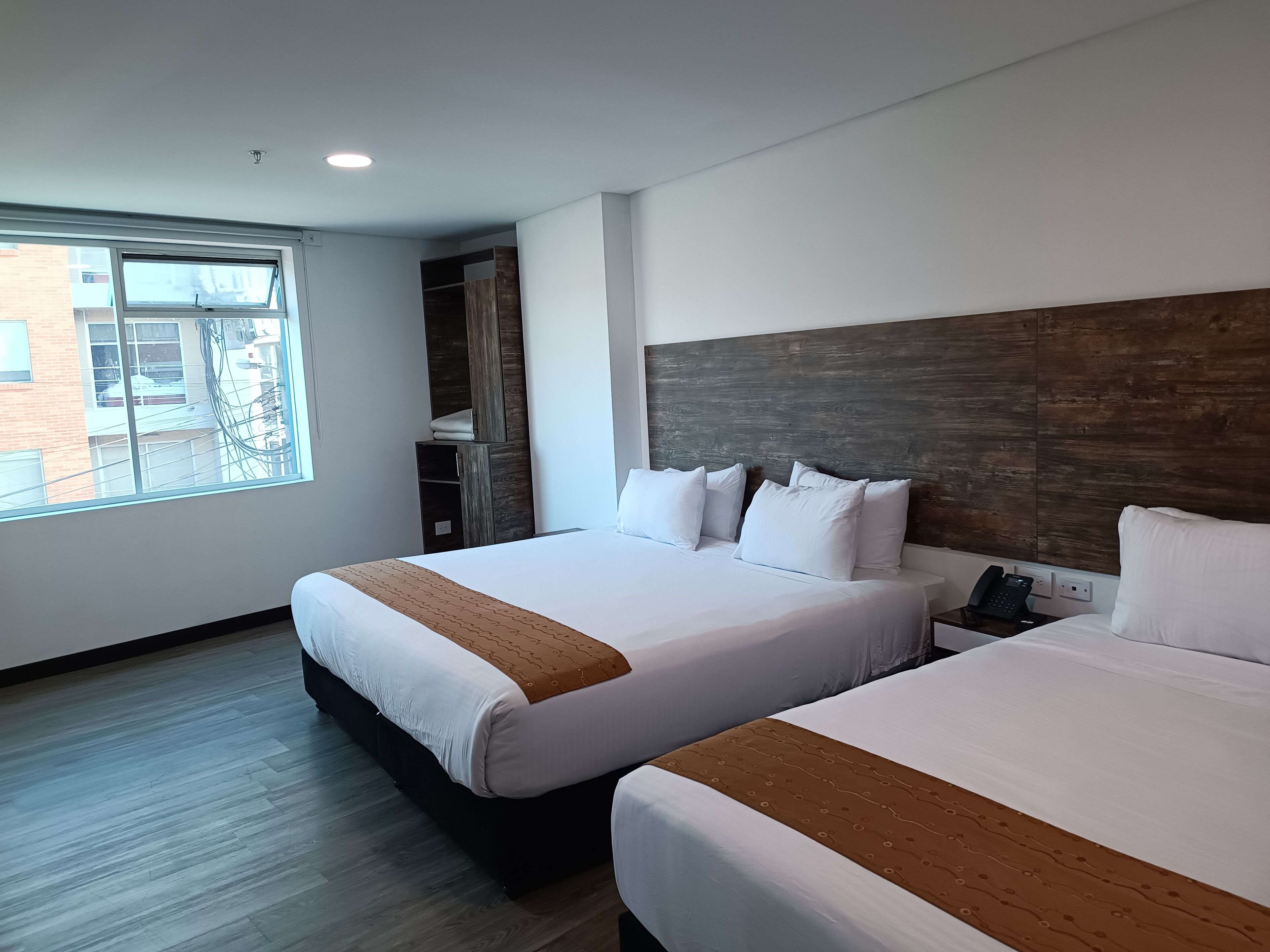 Premium bedding, in-room safe, free WiFi, bed sheets