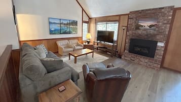 Kondominium, 3 kamar tidur | Area keluarga