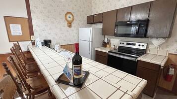 Kondominium, 3 kamar tidur | Dapur pribadi | Lemari es, mesin pembuat kopi/teh, dan pemanggang roti