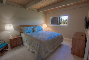 Condo, 3 Bedrooms | 3 bedrooms, free WiFi - Park View Paradise 3 Bedroom Condo by RedAwning (Tahoe City)