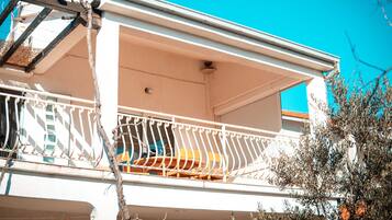 Apartment (Two Bedroom Apartment with Terrace) | Außenbereich