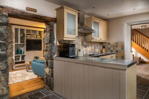 Dishwasher, highchair