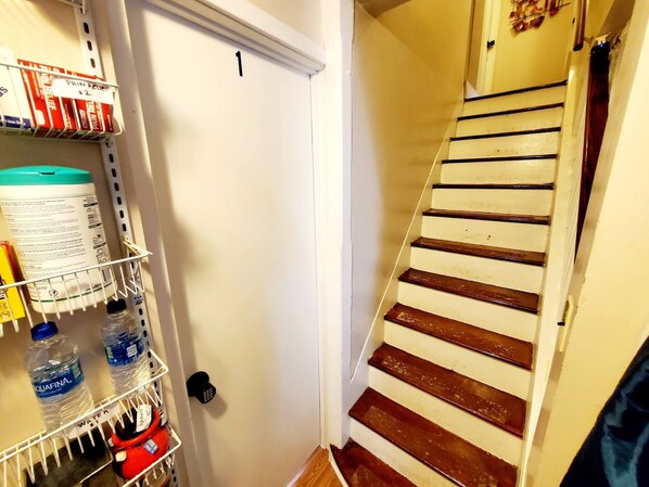 Room, 1 Bedroom | Floor plan