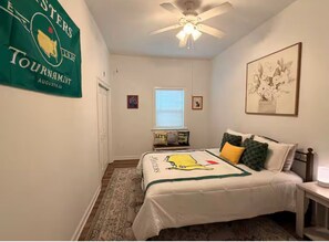 Strykejern/-brett, wi-fi og sengetøy