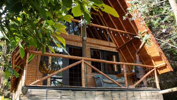 Romantic Cabin | Minibar, individually decorated, individually furnished, free WiFi