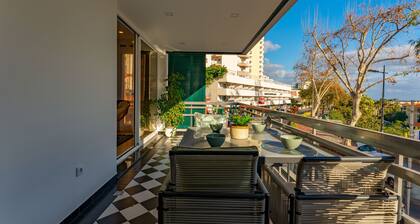 FLH Funchal Spacious Apartment with Balcony