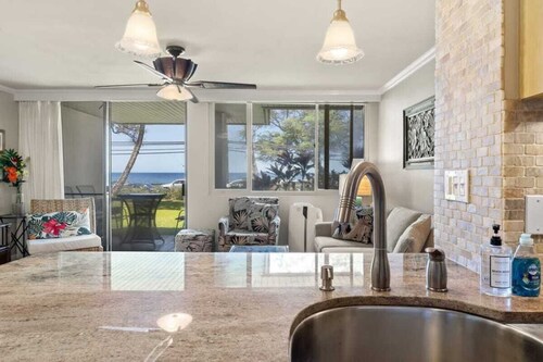 Perch - Kamaole Beach Club: Oceanview upgraded one bedroom, walk to beach