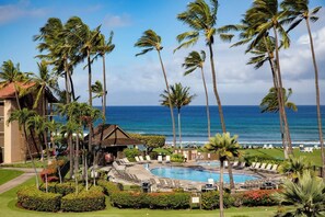 Pool - KBM Resorts | FREE CAR | Papakea | Ocean view | 3-Bedroom Condo with Large Bath and Fully Air Conditioned! PKC-404 (Lahaina)