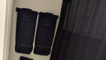 Traditional Room | Bathroom | Combined shower/bathtub, hair dryer, towels, soap