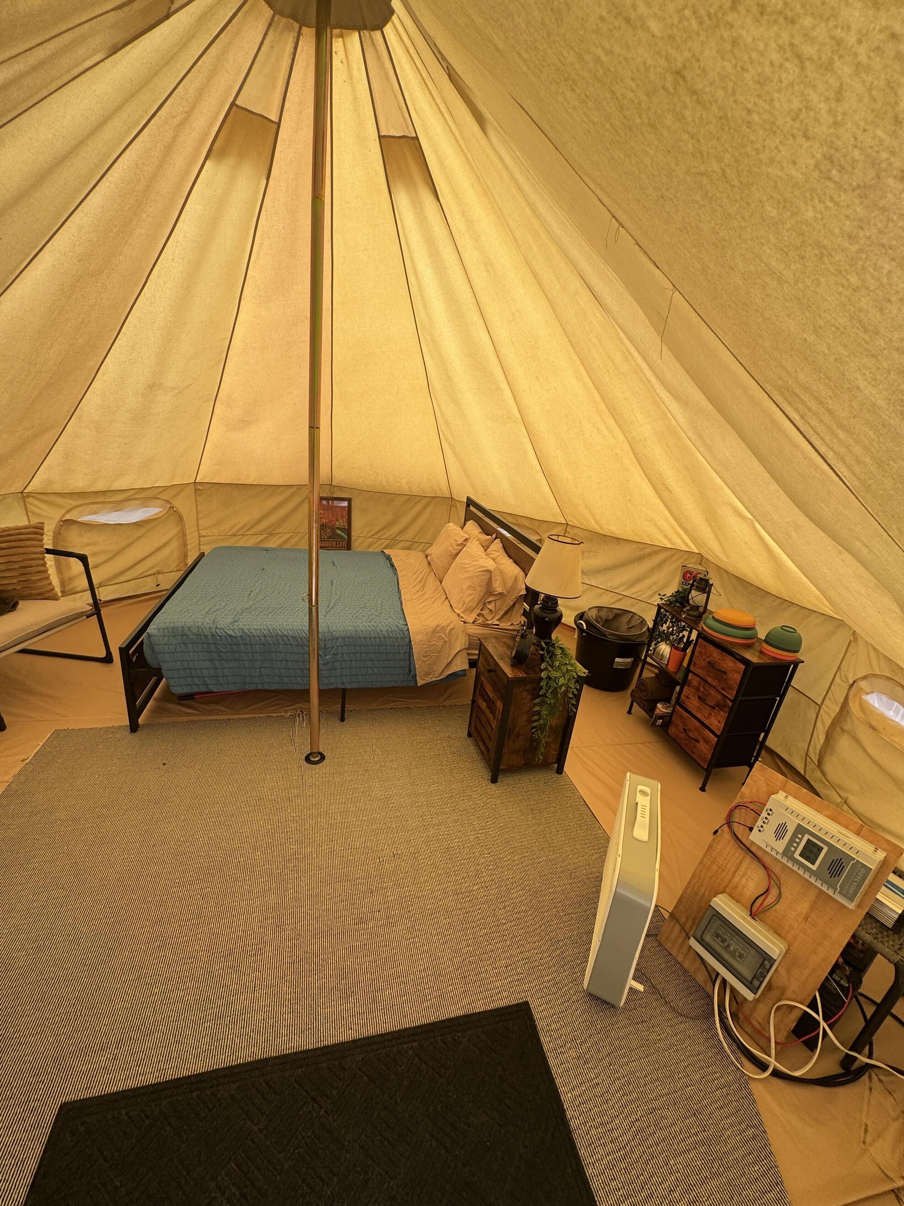 1 habitación y ropa de cama 