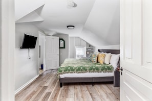 5 chambres, bureau, fer et planche à repasser, Wi-Fi gratuit