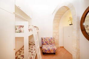 2 Schlafzimmer, Bügeleisen/Bügelbrett, Internetzugang, Bettwäsche