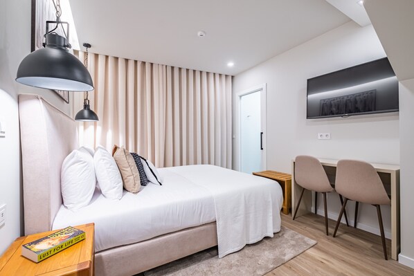 1 dormitorio, tabla de planchar con plancha, cuna de viaje y wifi gratis