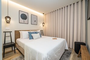 1 slaapkamer, een strijkplank/strijkijzer, reisbedje, gratis wifi