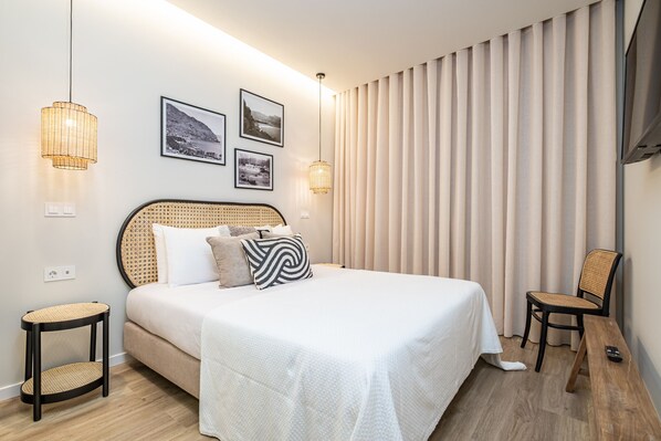 1 bedroom, iron/ironing board, travel cot, free WiFi