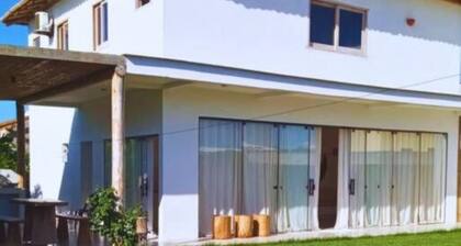 Comfortable and charming house 360m from the beach, Porto Seguro.
