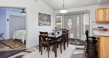 Clean, Quiet, Retreat with a Private Hot Tub