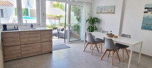 Dining - Casa Azul - 2 Bedroom Townhouse in Tavira (Tavira)