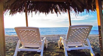 Playa privada, arena blanca