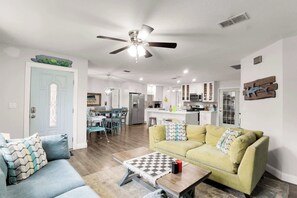 TV, videogiochi, impianto stereo, studio