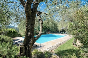 Pool - Lou Lume - Four Bedroom Villa, Sleeps 8 (Peymeinade)