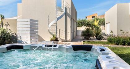 Holiday house Lido di Noto for 1 - 14 persons with 5 bedrooms - Holiday home