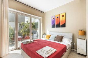 5 bedrooms - Villa 'Entire Structure (Lido di Noto)