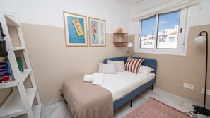 3 habitaciones, tabla de planchar con plancha y wifi gratis 