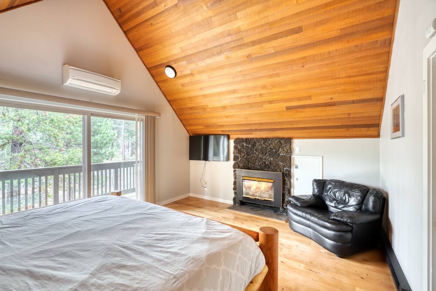 4 間睡房、熨斗/熨衫板、可攜式嬰兒床、免費 Wi-Fi