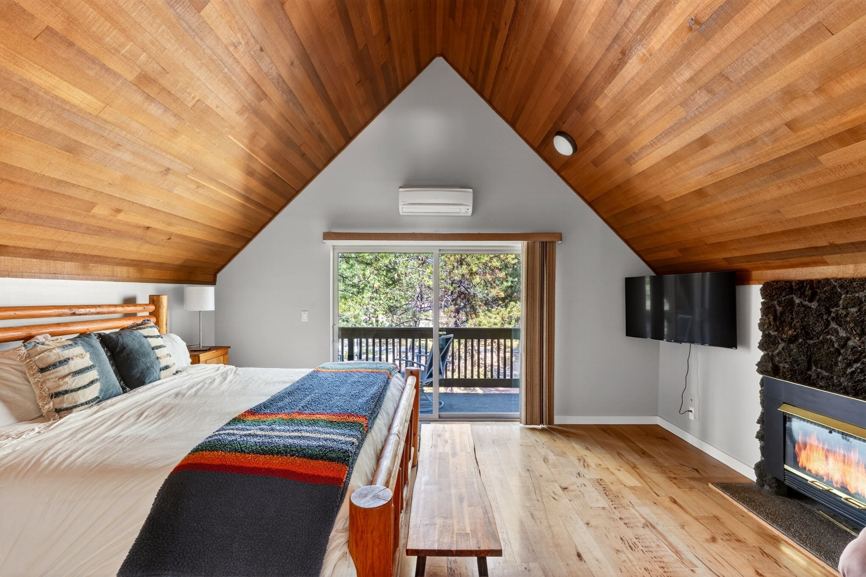 4 chambres, fer et planche à repasser, lit parapluie, Wi-Fi gratuit