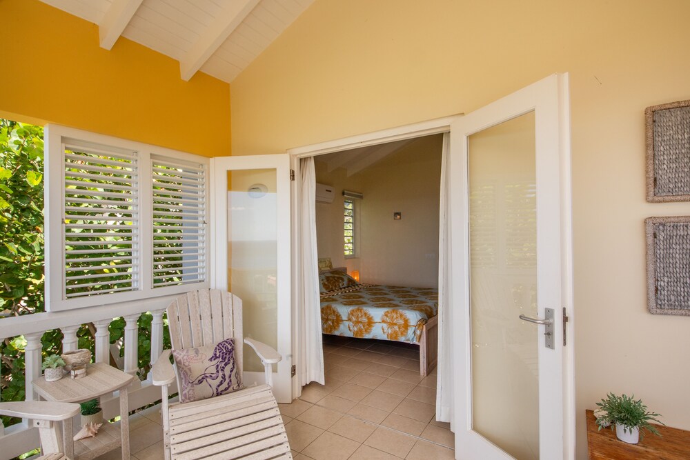 Pura Vida with private pool and amazing sea view! St. Marie Vrbo