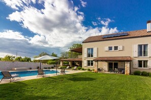 Villa - flera sängar | Pool | Utomhuspool