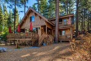 Exterior - Smokey Joes 5 Bedroom Cabin by RedAwning (Zephyr Cove)