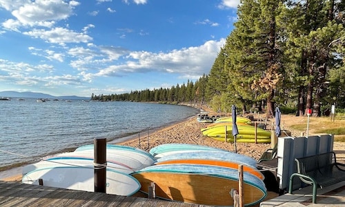 Smokey Joes 5 Bedroom Cabin by RedAwning