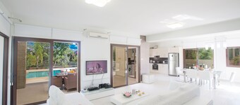 Protaras Holiday Villa De1