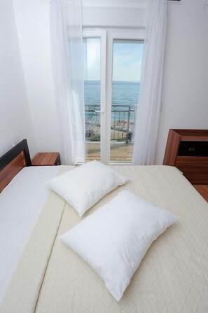 1 chambre, Wi-Fi gratuit, draps fournis