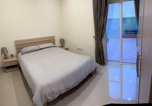 Apartment | 2 bedrooms, iron/ironing board, free WiFi, bed sheets - Ewa Apt - 3-bed Near Sliema - St Julians Seafront (Gzira)