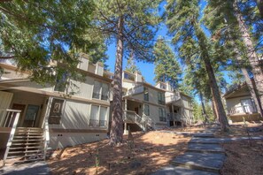Condo, 3 quartos | Fachada