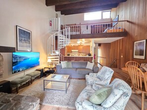 Apartment, 3 Schlafzimmer | Wohnbereich