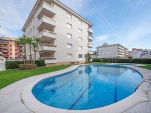 Pool - R139 Apartament beachfront Guillem (Calafell)