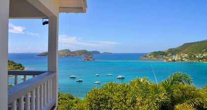 Stunning 3 bed Villa, Balcony and sea View