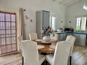 House | Dining